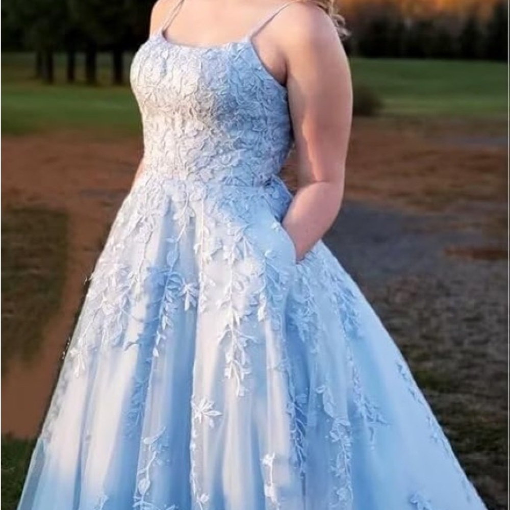 Elegant Blue Lace Evening Gown